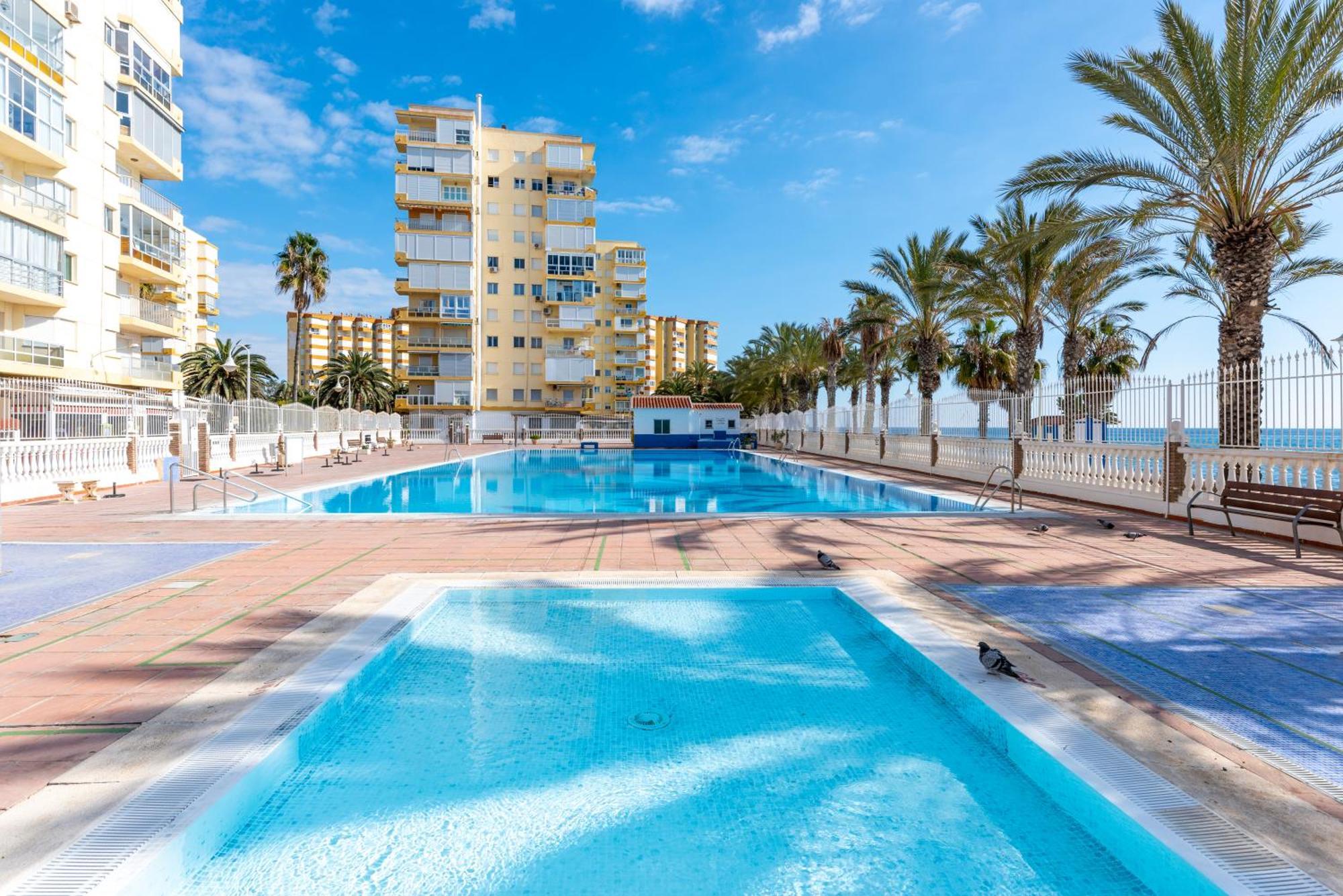 אלגארובו-קוסטה 50 Mts Beach With Sea Views Pool מראה חיצוני תמונה